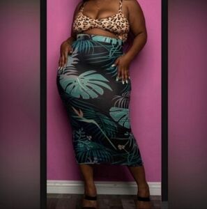 ⚘️⚘️Gorgeous boutique tropical cut out dress 3x